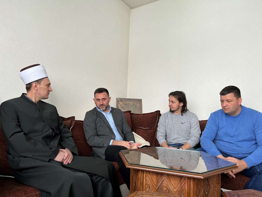 Ramić u Vlasenici: Nećemo šutjeti na pritiske