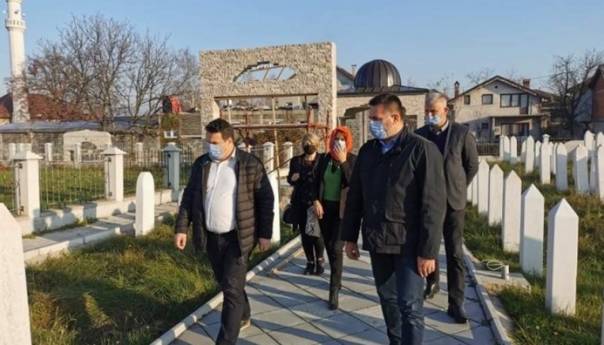 Ramić posjetio povratnike u Ahmićima