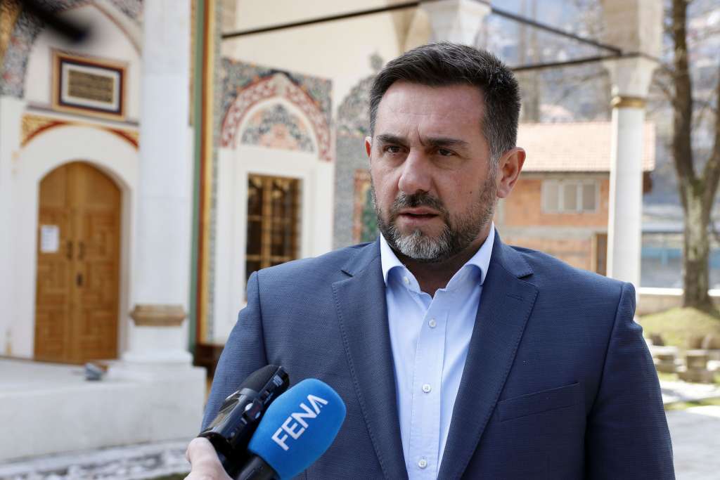 Ramić sutra u Goraždu uručuje ključeve stanova za 45 porodica