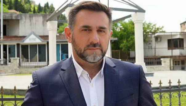 Ramić sutra u općini Pale FBiH uručuje ključeve stanova za deset porodica