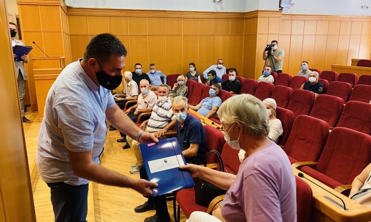 Ramić u Trebinju: Ugovori za obnovu 17 stambenih jedinica povratnicima