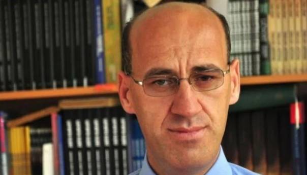 Ramiz Salkić više nije predsjednik Kluba poslanika Pokreta za državu