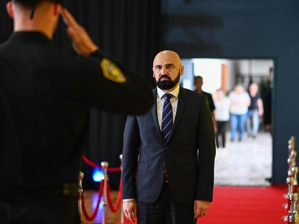 Isak: Helikopter mora da leti zbog pilota, košta kao vožnja autom