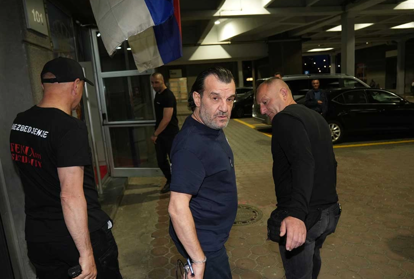Rampa na autoputu u Sjevernoj Makedoniji pala na automobil Ace Lukasa