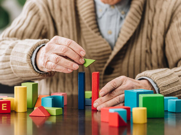 Rani simptom demencije: Jedan znak možete primijetiti jedino kad se probudite