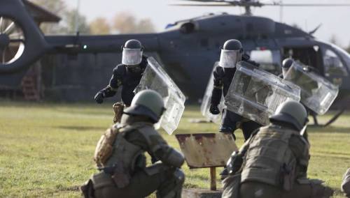 Rano u petak pojačane vojne aktivnosti u blizini aerodroma u Sarajevu