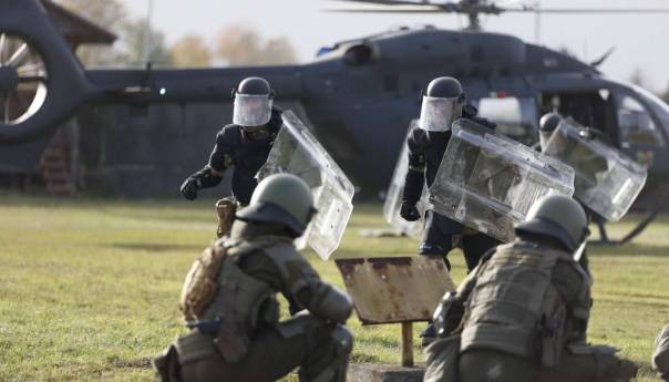 Rano u petak pojačane vojne aktivnosti u blizini aerodroma u Sarajevu