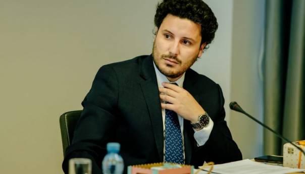 Raonić novi direktor RTCG, Abazović čestitao porukom 'Bastilja je pala'