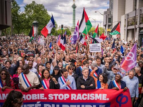 'Rasizam počinje riječima': Pariz na nogama zbog ubistva u džamiji