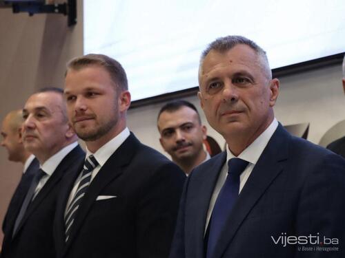 Raskol u opoziciji: Radojičić dao ultimatum Stanivukoviću