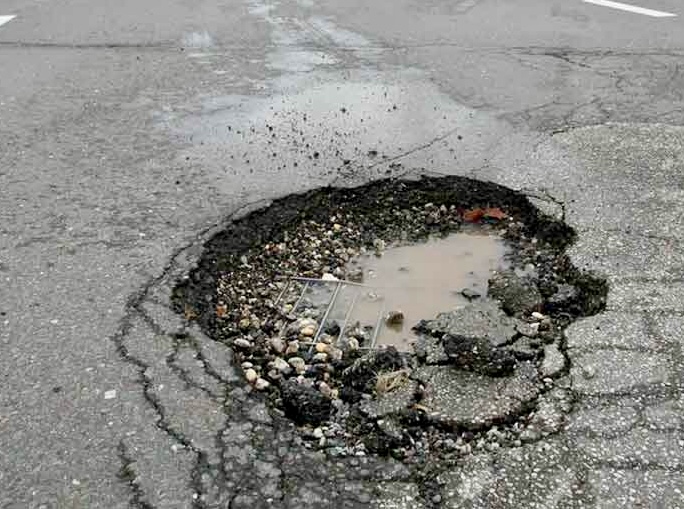 Raspad na magistralnim cestama u FBiH: Ko će odgovarati!?