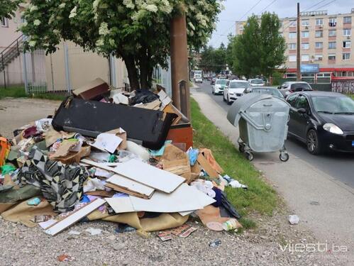 Raspad sistema u KS: Današnje slike iste su kao jučerašnje