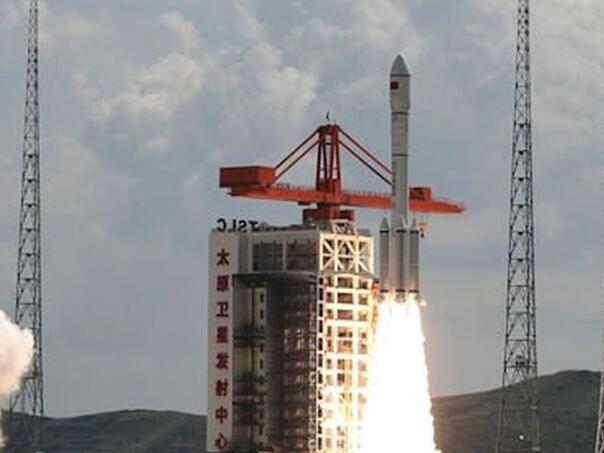 Raspala se raketa koju su Kinezi lansirali u svemir