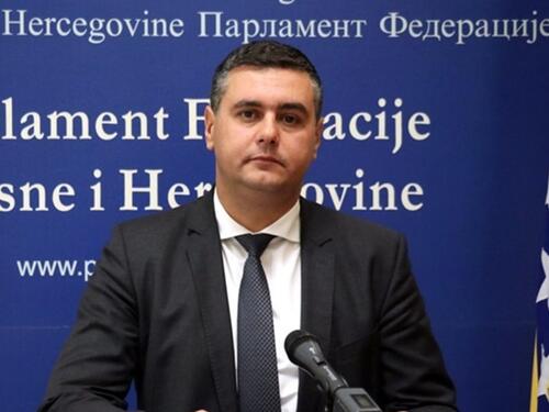 Raspisani javni pozivi: Za zapošljavanje osoba s invaliditetom 10 miliona KM