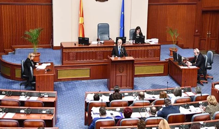 Raspušten parlament Sjeverne Makedonije uoči prijevremenih izbora