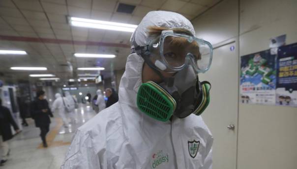 Raste broj oboljelih u Italiji, zatvorene škole i prodavnice