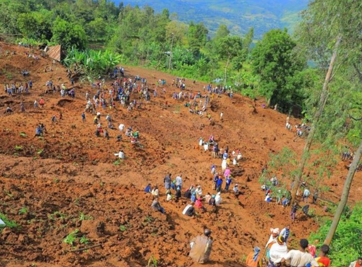 Raste broj poginulih od klizišta u Etiopiji, moguće oko 500 žrtava