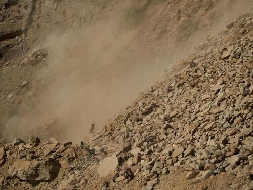 Raste broj poginulih zbog klizišta u Indiji