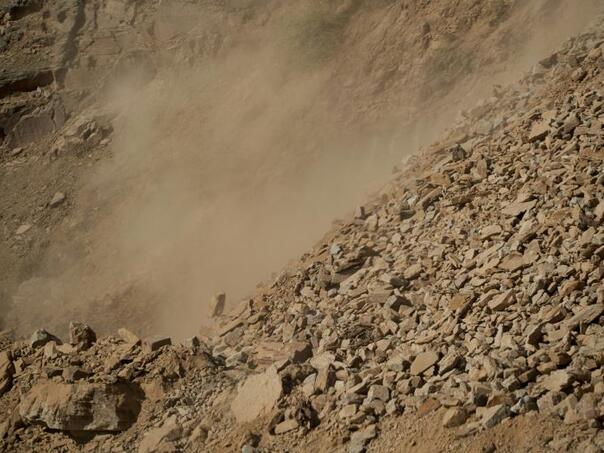 Raste broj poginulih zbog klizišta u Indiji