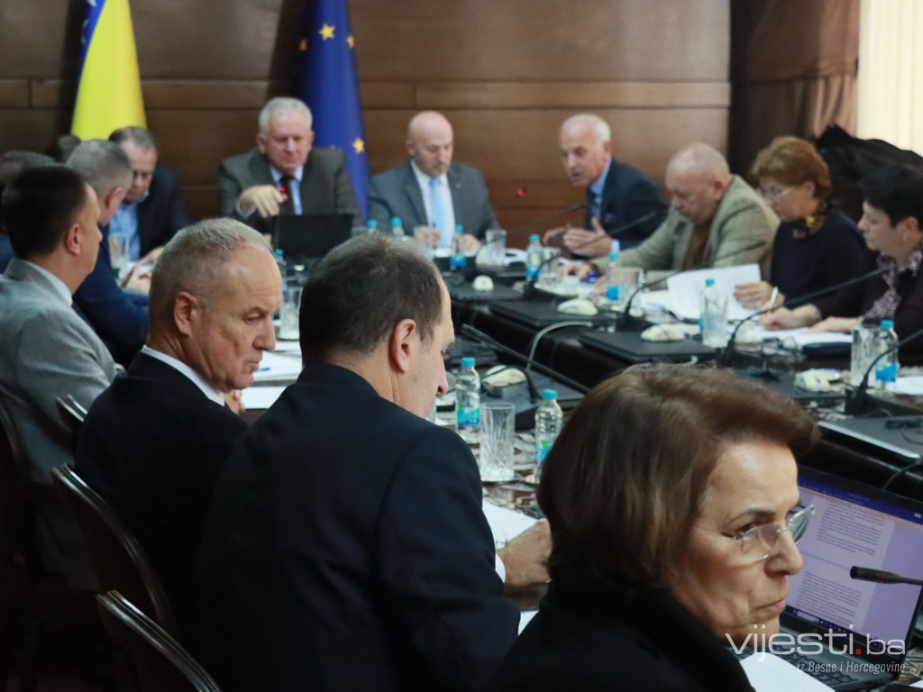 Raste minimalac i dnevnica u FBiH, bolovanja pod lupom!?