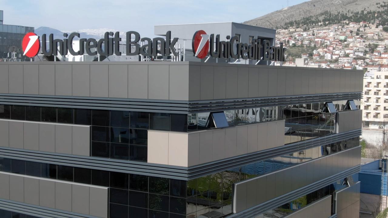 Rasteretite kućni budžet ove jeseni – plaćajte karticom na rate, bez kamate - na mjestu prodaje ili putem mobilne aplikacije 