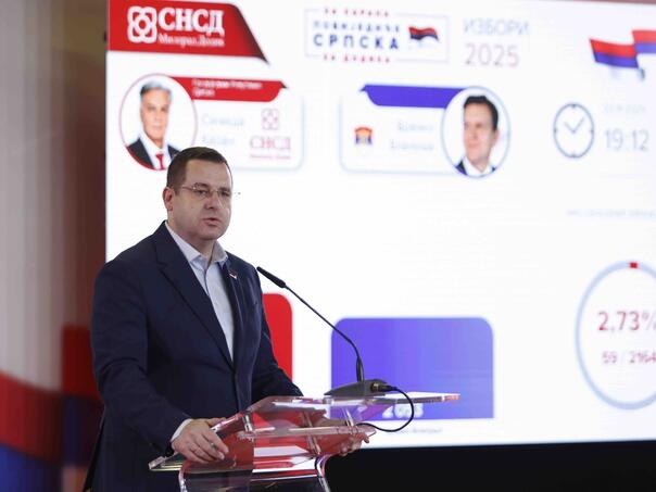 Rat brojki u RS: I SNSD i SDS tvrde da njihov kandidat vodi!