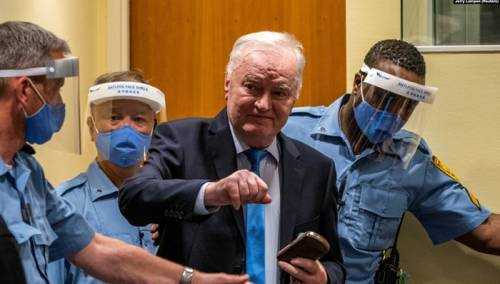 Ratko Mladić se pojavio u sudnici, počelo izricanje presude