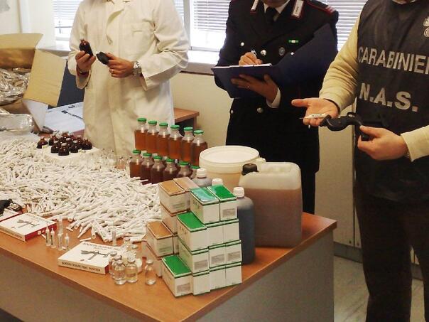 Razbijene kriminalne mreže: Ugašeni tajni laboratoriji i online prodaja lažnih lijekova