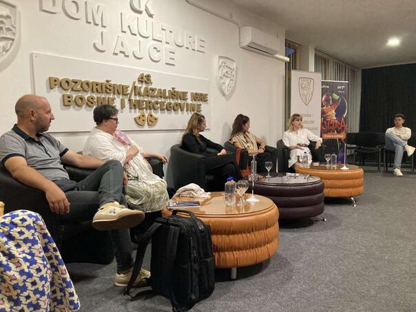 Razgovor o predstavi 'Drama o Mirjani i ovima oko nje' BNP-a Zenica