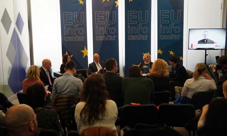 Razgovor s novinarima 'Mediji i ljudska prava - ljudska prava i mediji'