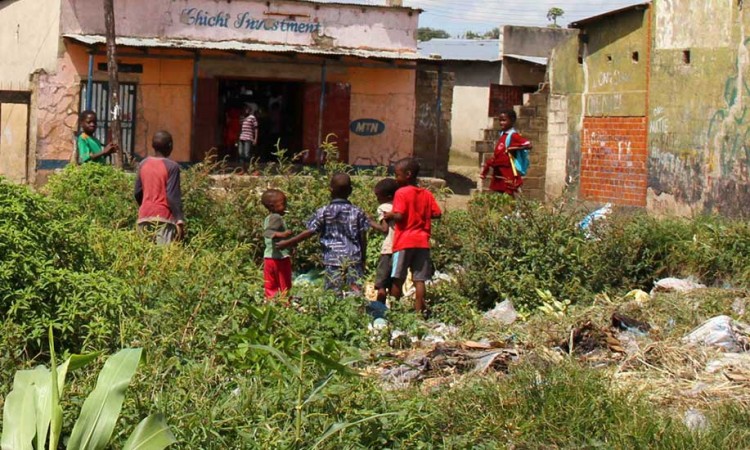 Različita objašnjenja stručnjaka zašto koronavirus još nije teško pogodio Afriku
