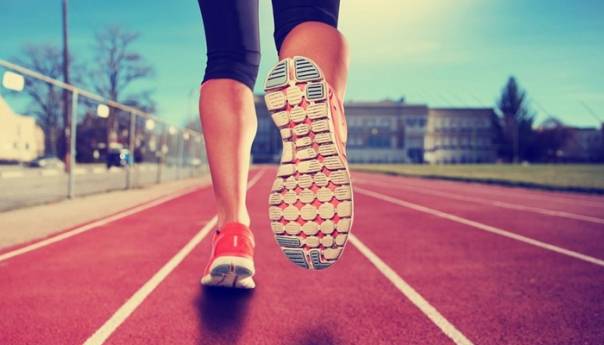 Razmak od dva metra nije dovoljan kada se trči ili vozi biciklo