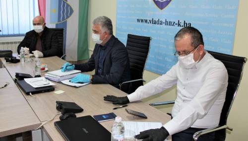 Razmatra se ograničenje kretanja unutar HNK