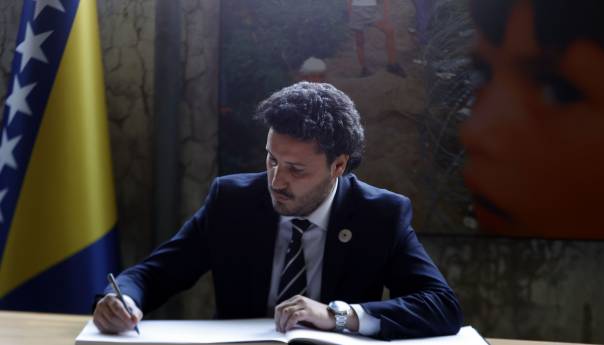 Reakcije: Abazovićev govor uvreda za zdrav razum