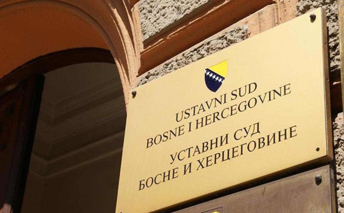 Reakcije SDA i DF: Trojka odlučuje hoće li isporučiti Ustavni sud HDZ-u
