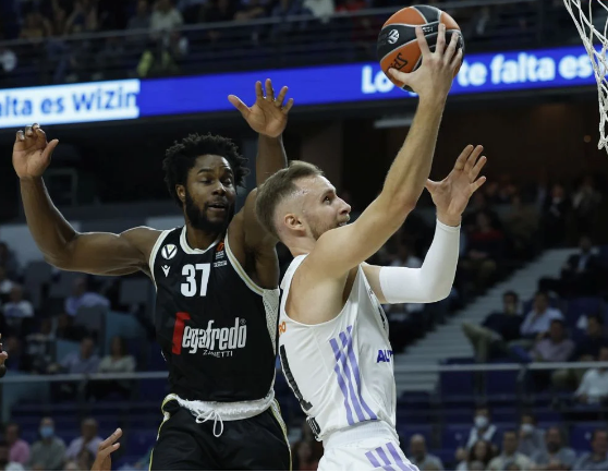 Real Madrid bez problema savladao Murciju, Musa dvocifren