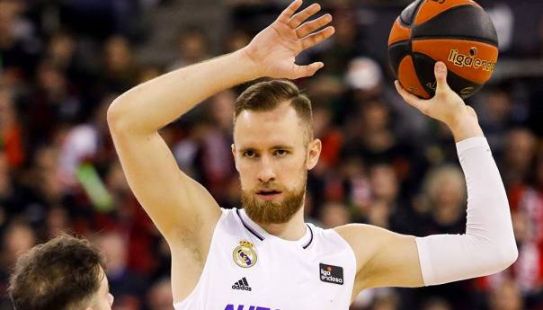 Real Madrid na krilima Džanana Muse ostvario ubjedljivu pobjedu u Granadi