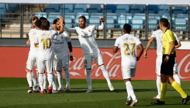 Real srušio Eibar i zadržao korak za Barcelonom