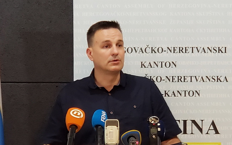 Rebalans budžeta HNK je brutalna pljačka i kriminal za koji će odgovarati