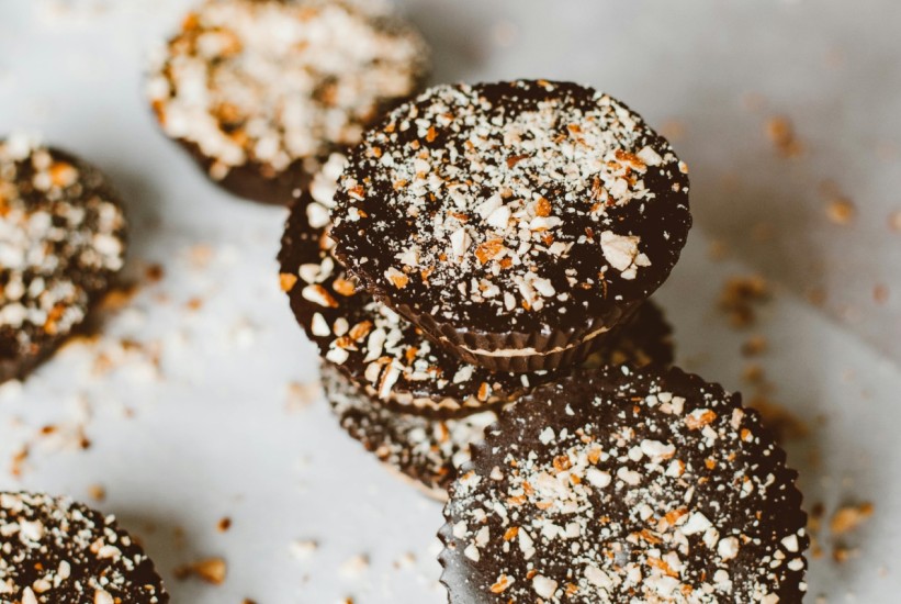 Recept za brze čokoladne kekse s bademima – Poslastica iz snova!