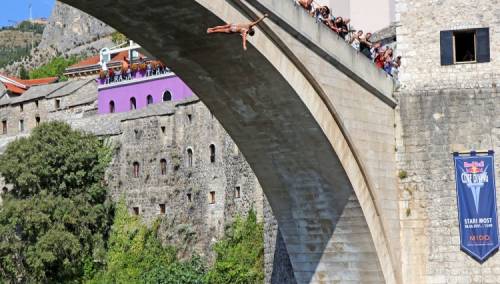 Red Bull Cliff Diving: Iffland i Hunt pobjednici u Mostaru