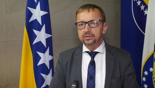 Redovnim studentima u ZDK stipendije u iznosu od 600 KM