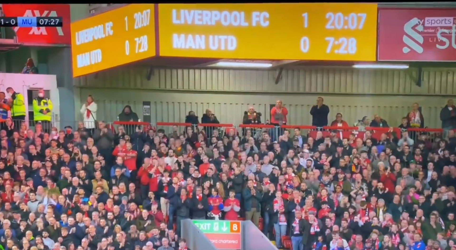 Navijači Redsa rivalstvo ostavili po strani i pružili podršku Ronaldu