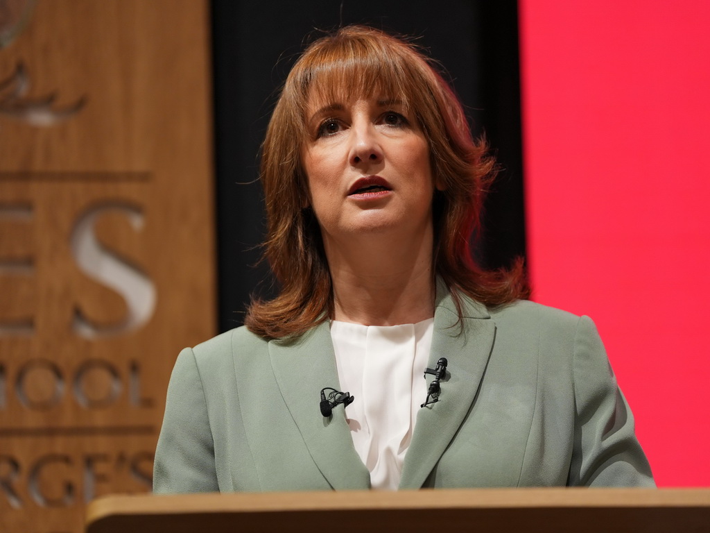 Reeves "frustrirana i ljuta" zbog američkog rata u Iranu