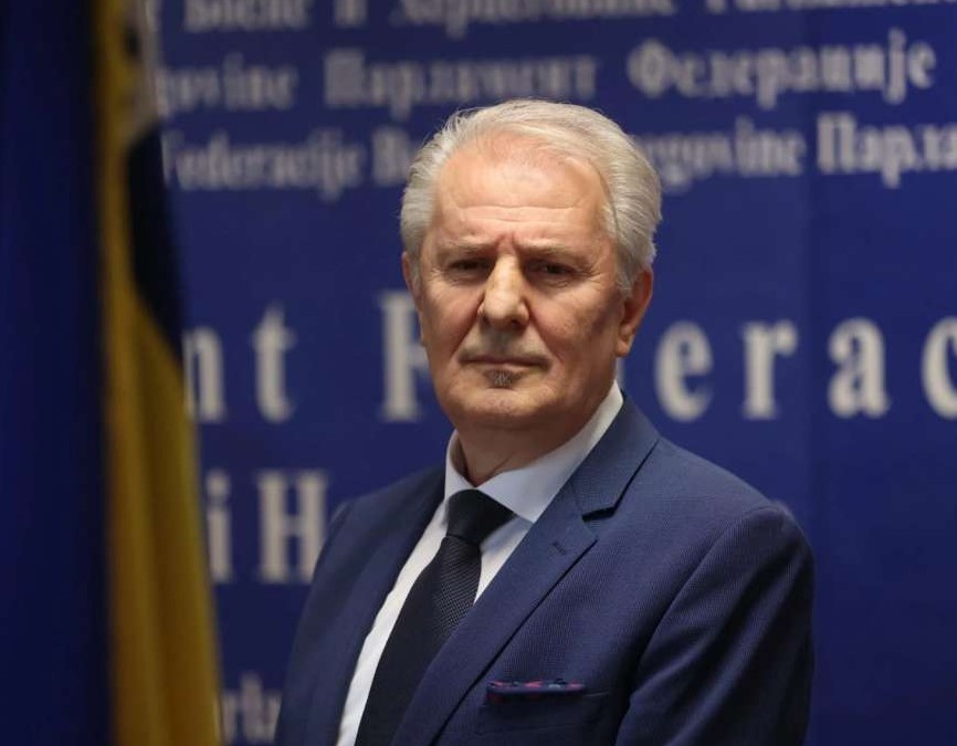 Refik Lendo čestitao 9. maj: Sloboda i država su vrijednosti koje moramo čuvati