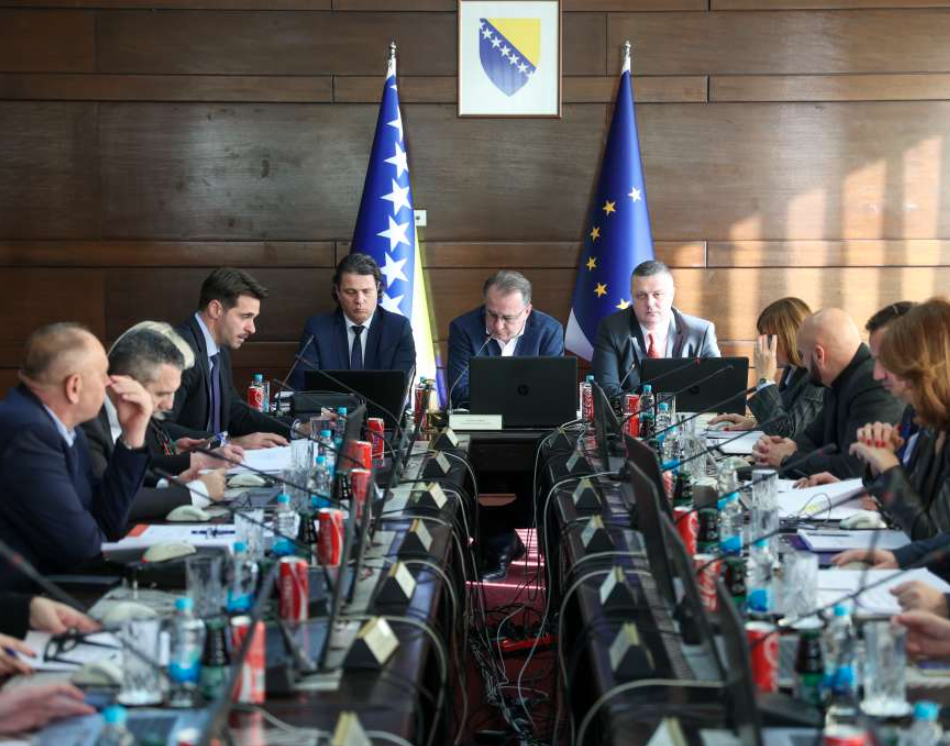 Reformske mjere Vlade FBiH u 2025. godini: Veće plaće i socijalne naknade, podrška radnicima i privredi, suzbijanje sive ekonomije