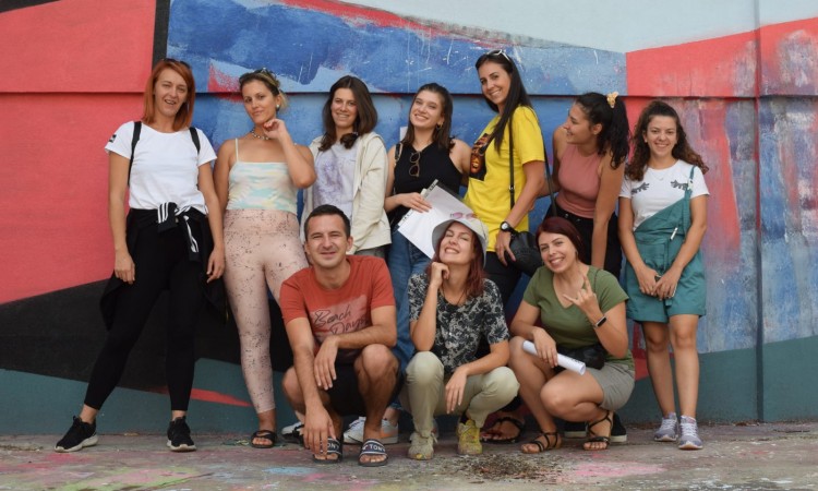 Regionalni 'Route WB6' volonteri na Mostar Street Arts festivalu