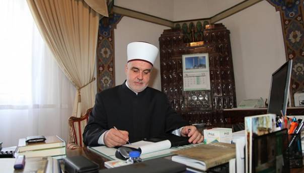 Reis Kavazović donio odluku o razrješenju muftije IZ-e Bošnjaka u Evropi