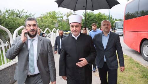 Reis Kavazović ispratio drugu grupu hadžija