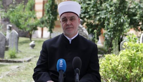 Reis Kavazović: Niko neće našu borbu voditi za nas